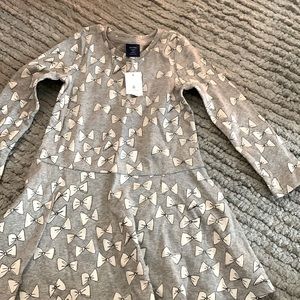 Baby gap size 3 years gray dress with white bows.